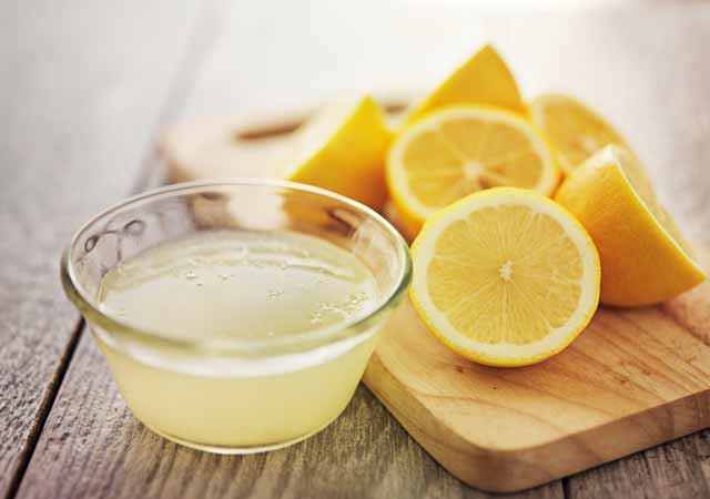 get rid of body odor using lemon